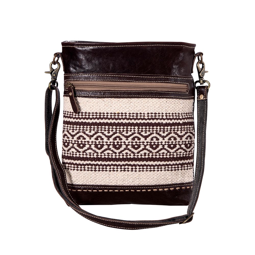 Clarissa Falls Purse 8043