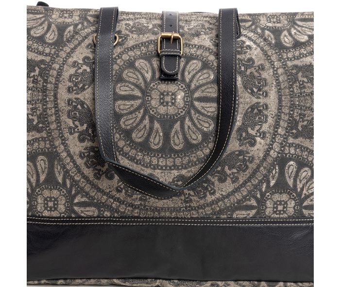 Carmela Weekender 9550