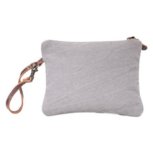 Load image into Gallery viewer, Camo Distressed Wristlet 1600
