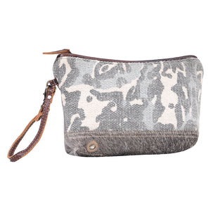 Regiment Wristlet 1605