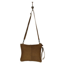 Load image into Gallery viewer, Sassy Leather Bag 2117
