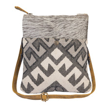 Load image into Gallery viewer, Crisscross Small Crossbody Bag 2196
