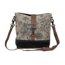 Load image into Gallery viewer, Debonair shoulder Bag 2663
