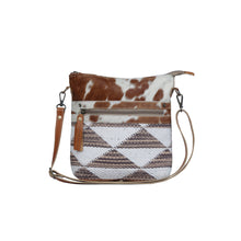 Load image into Gallery viewer, Dusky Triangles Purse 3329

