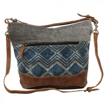 Load image into Gallery viewer, Mid Town Shoulder Bag 1583
